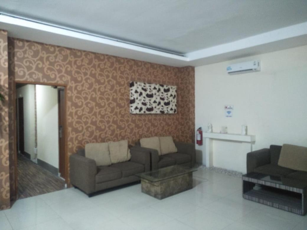 Penthouse Hotel Yakarta Exterior foto