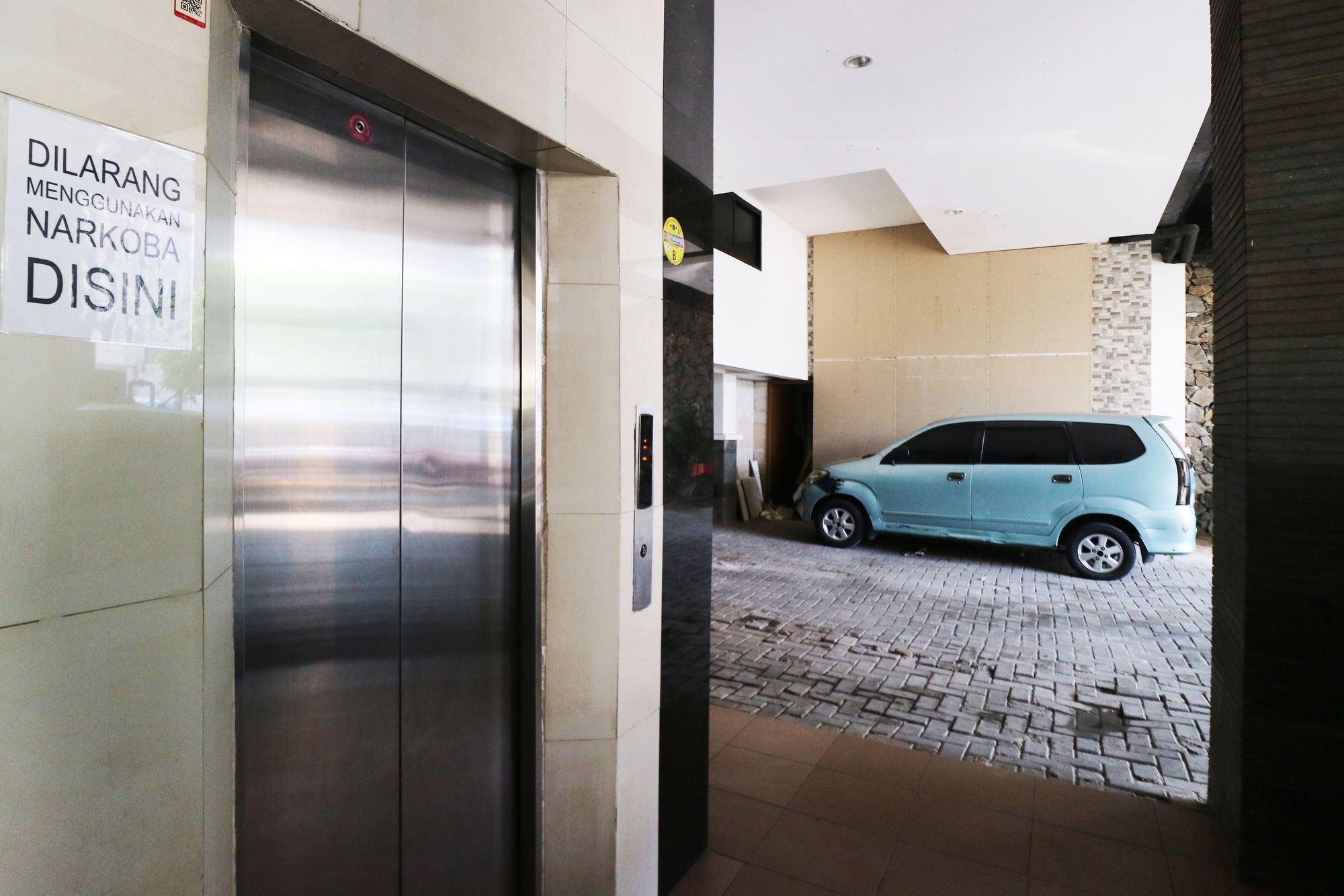 Penthouse Hotel Yakarta Exterior foto